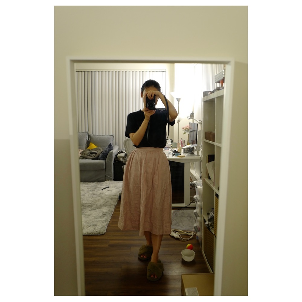 pink skirt
